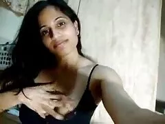 Egli dà il magro video hard amatoriali gratis italiani per la società e finito con una buona